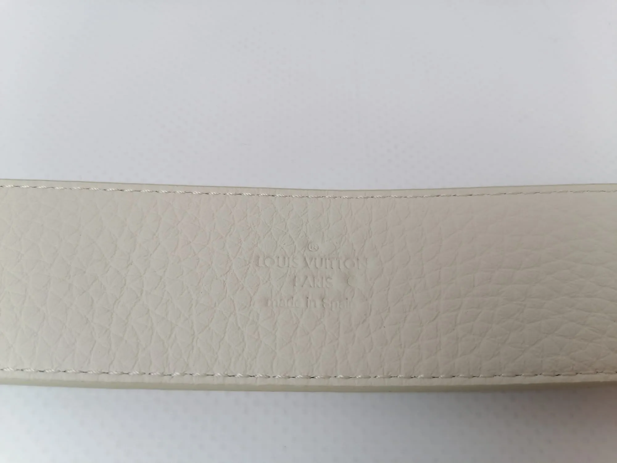 LV Initials Shape Reversible Belt 40 MM