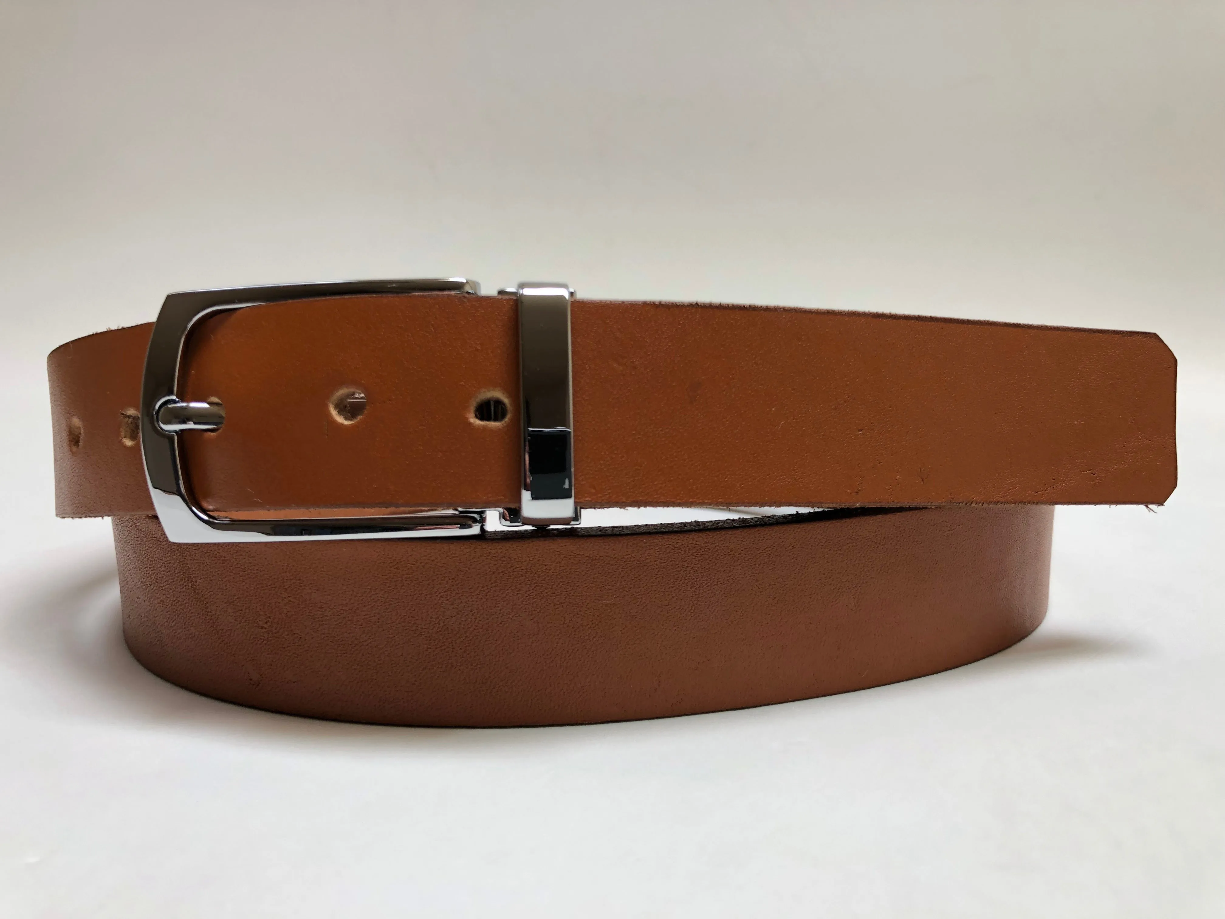 Men's Tan Leather Belt with Silver Tone Buckle 40Z5