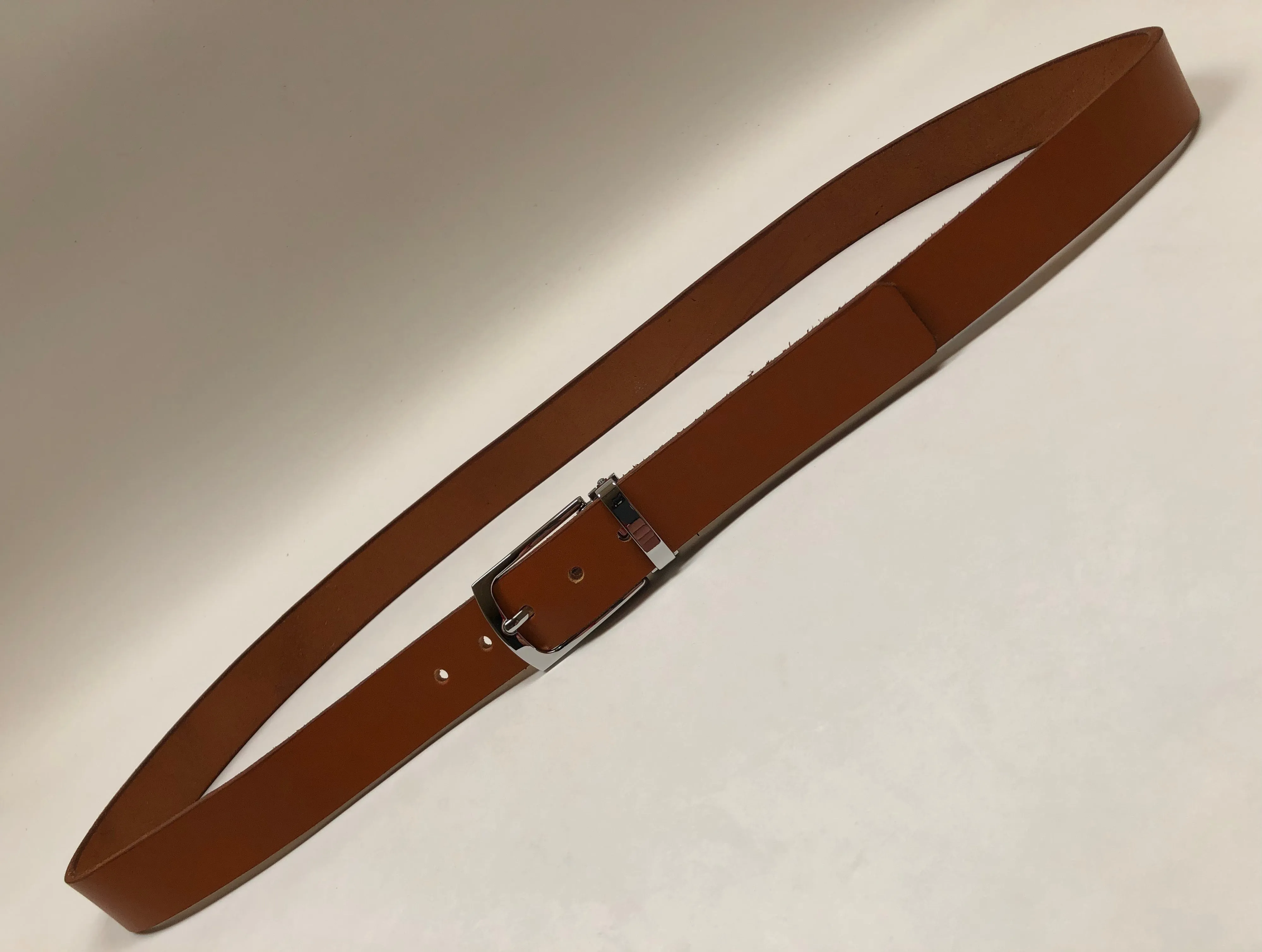 Men's Tan Leather Belt with Silver Tone Buckle 42Z6