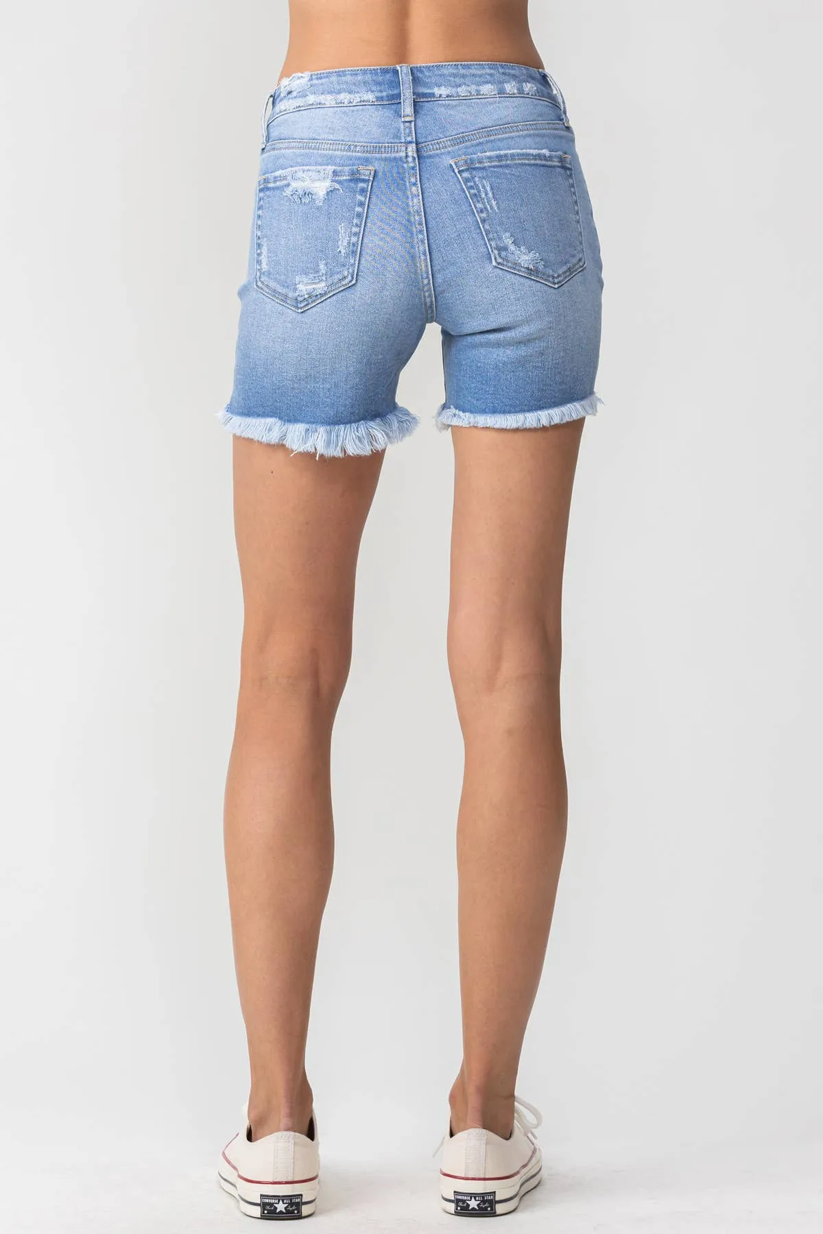 Mid Rise Frayed Shorts: Light Wash