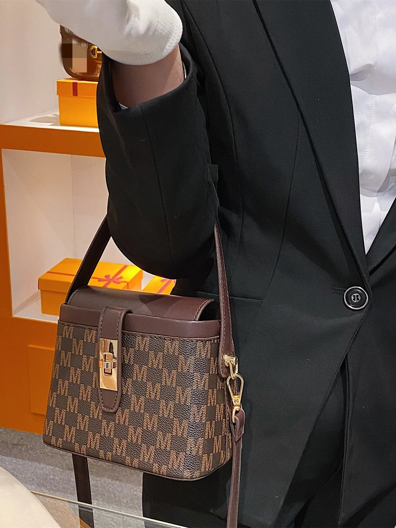 Mini Letter Graphic Twist Lock Square Bag - Brown- FD ⚡