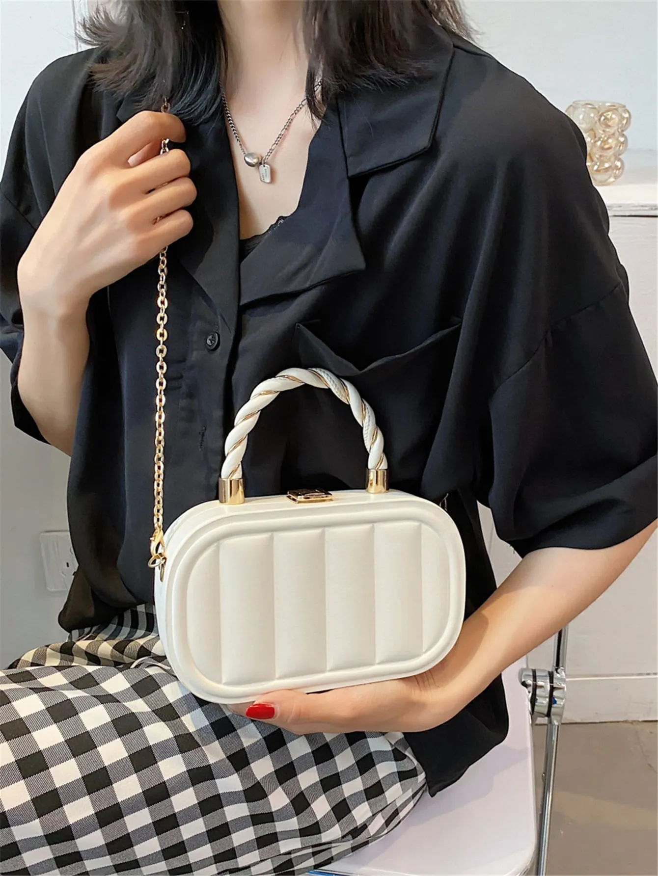 Minimalist Geometric Embossed Chain Box Bag - White