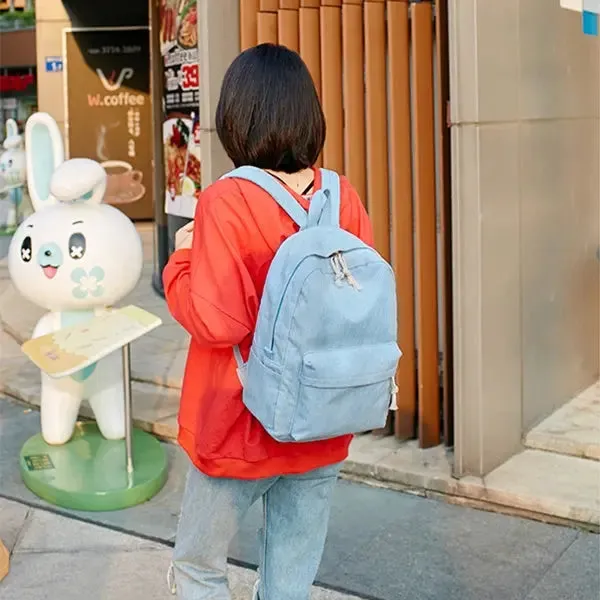 Mochila de Veludo: Estilo e Praticidade!