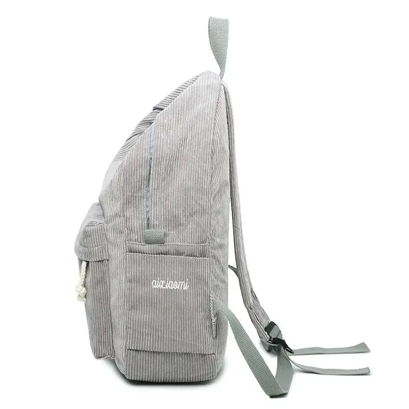 Mochila de Veludo: Estilo e Praticidade!