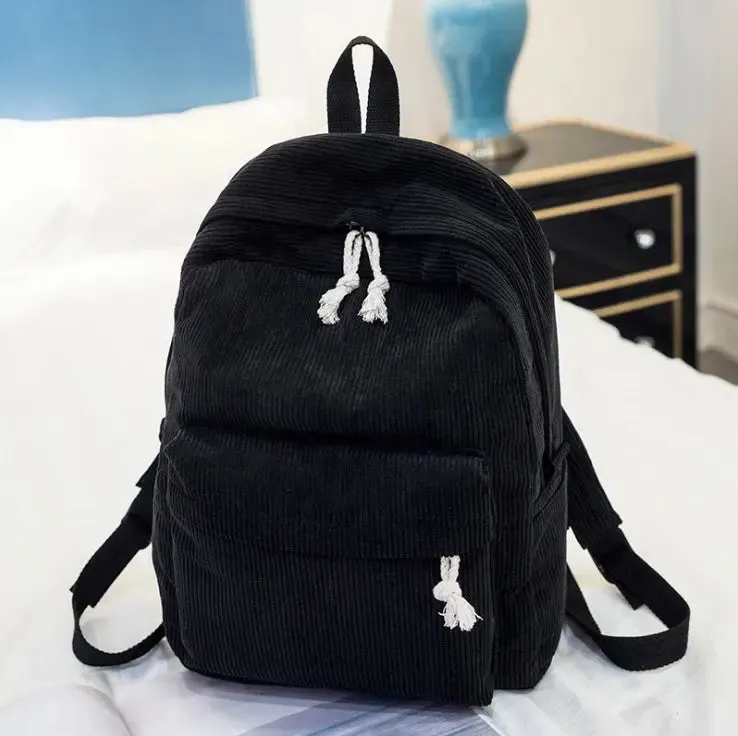Mochila de Veludo: Estilo e Praticidade!
