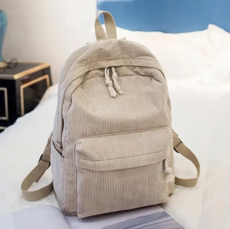Mochila de Veludo: Estilo e Praticidade!