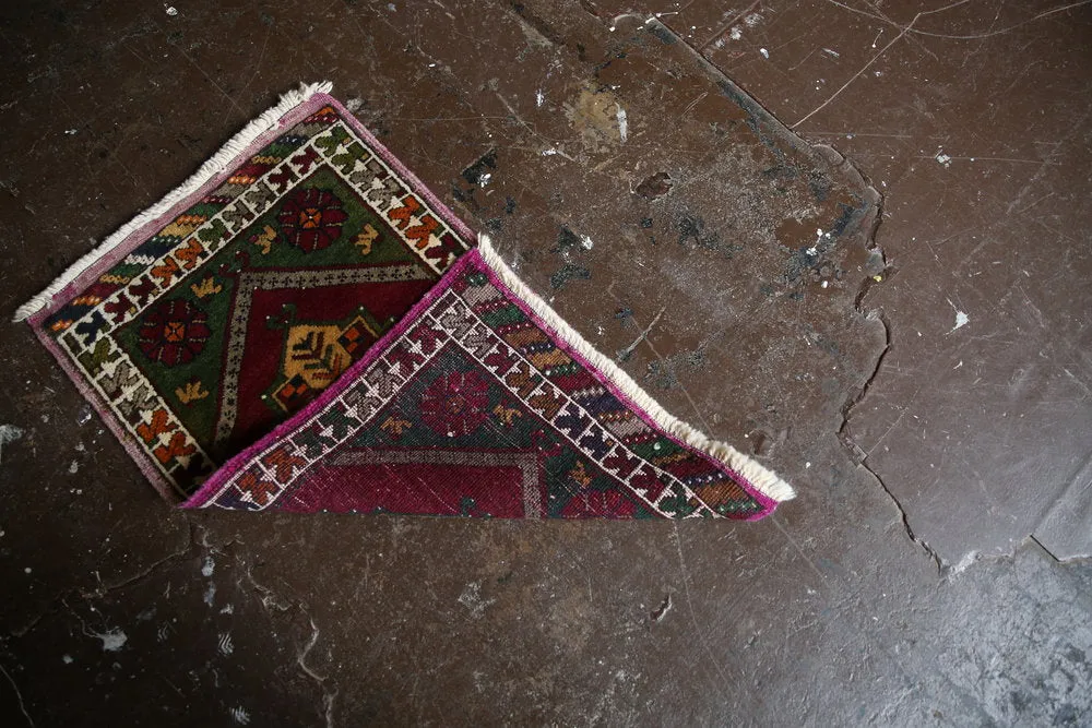 Old Mini Turkish Rug 1.9ftx3.1ft