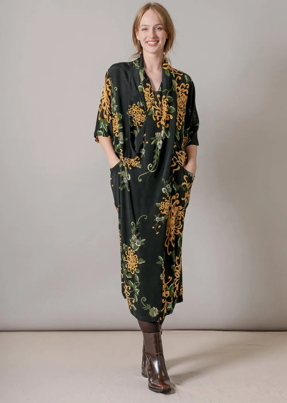 One Hundred Stars Chrysanthemum Rachel Dress Black