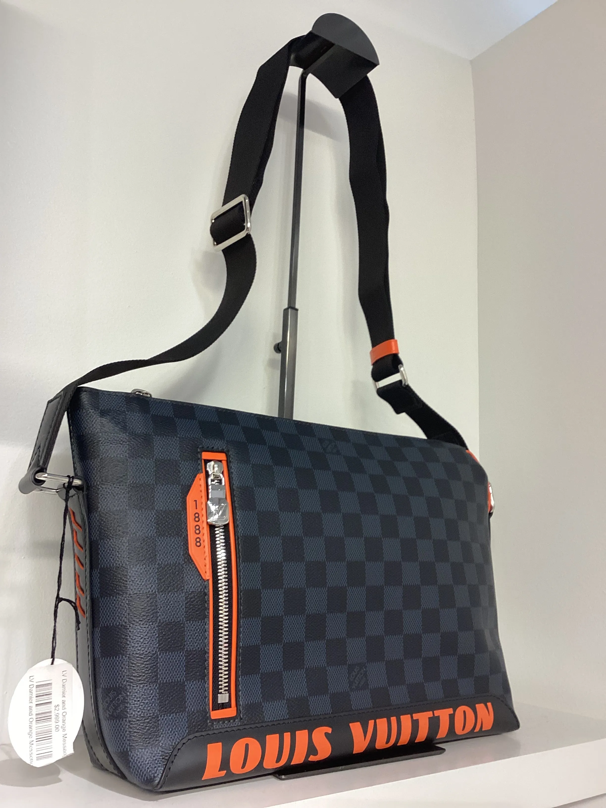 Orange Messenger