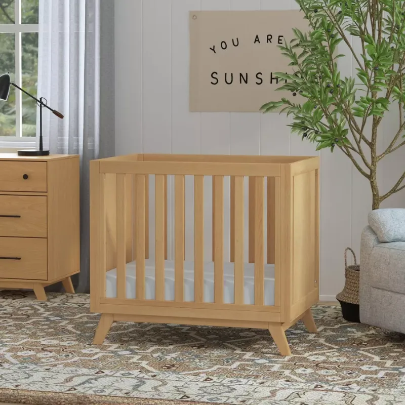 Otto 3-in-1 Convertible Mini Crib - Honey