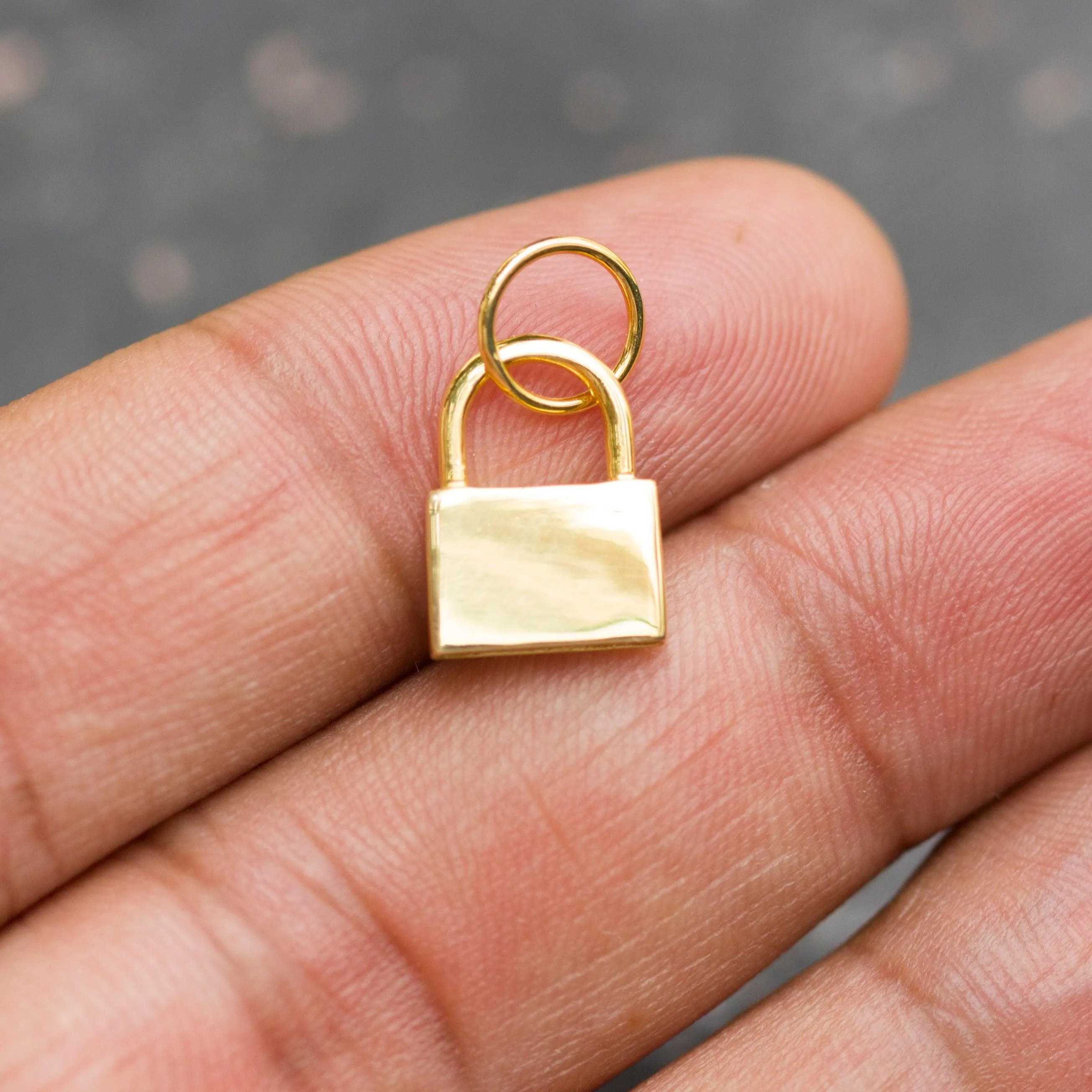 PadLock Sterling Silver Charm Pendant / 14k 18k Solid Gold Vermeil Pendant / Padlock Pendant / Gift for her
