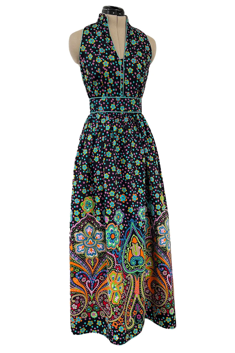 Prettiest Early 1970s Oscar de la Renta Floral Printed Halter Dress w Crossed Strap Open Back