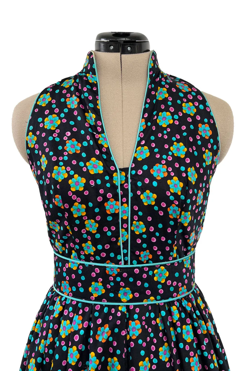 Prettiest Early 1970s Oscar de la Renta Floral Printed Halter Dress w Crossed Strap Open Back