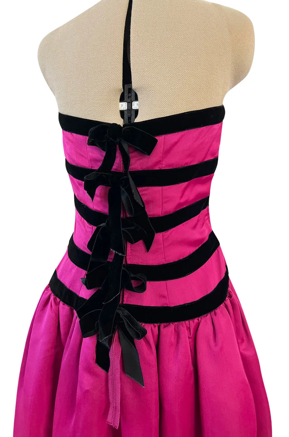 Prettiest Fall 1980 Oscar de la Renta Strapless Pink Silk Matte Satin Dress w Velvet Bows