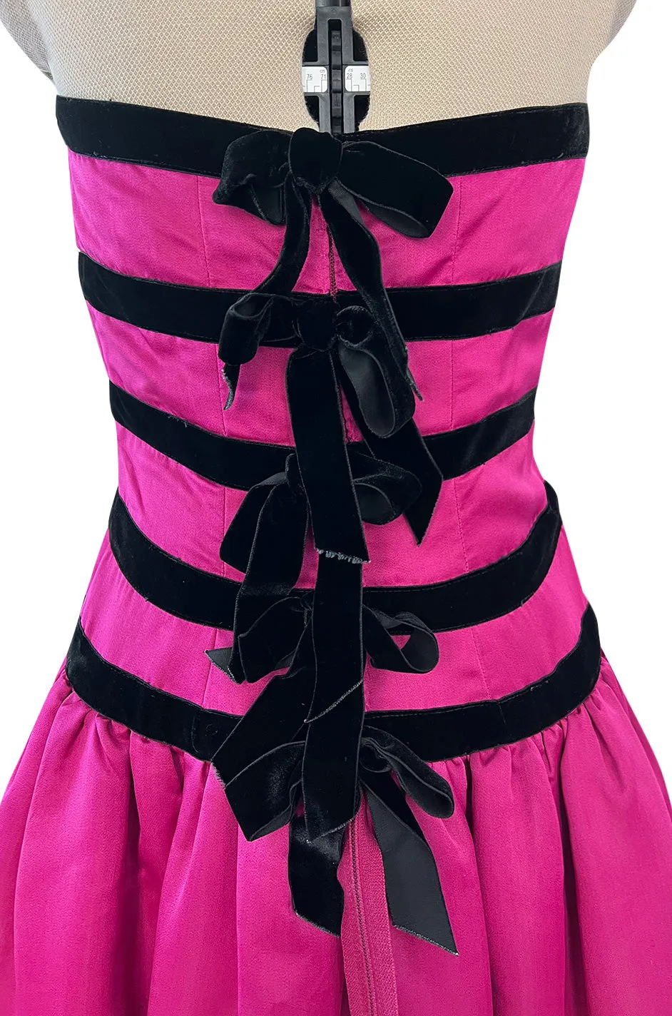 Prettiest Fall 1980 Oscar de la Renta Strapless Pink Silk Matte Satin Dress w Velvet Bows