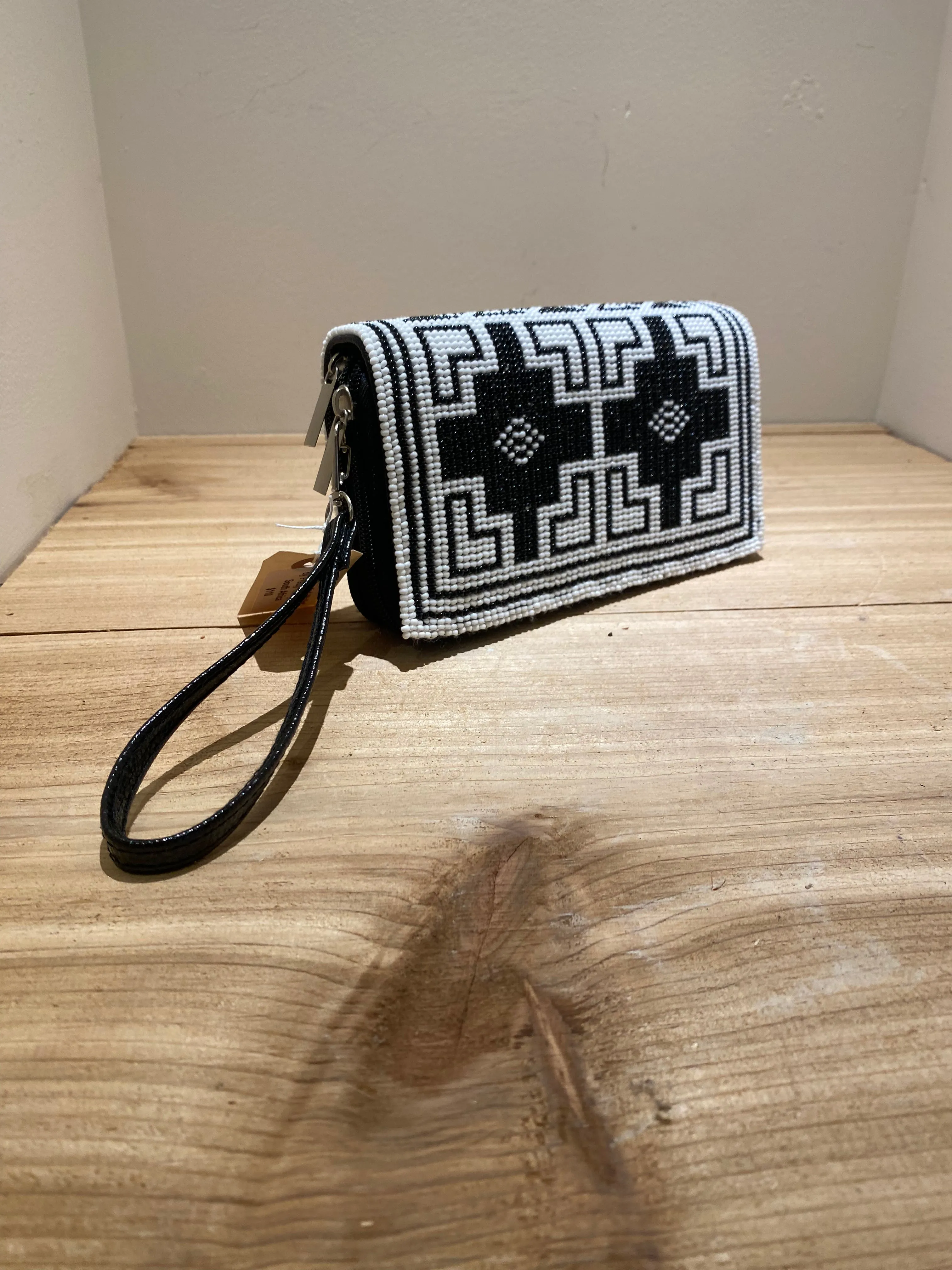 Pretty’s Beaded Wallet