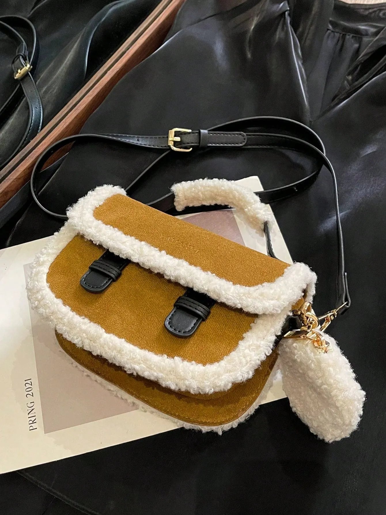 Retro Brown Suede Fluffy Trim Mini Tote Handbag- FD ⚡