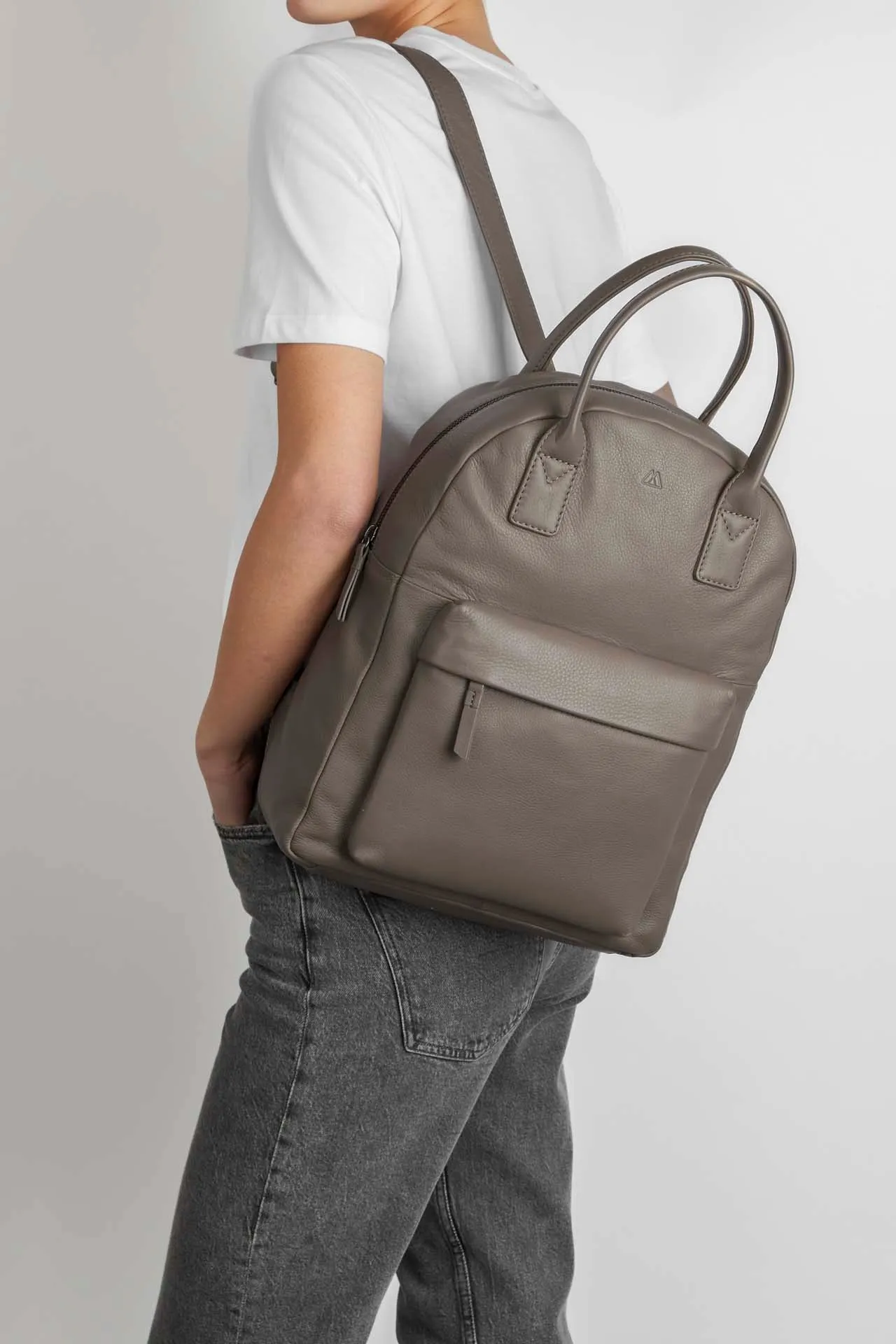 RominaMBG Backpack