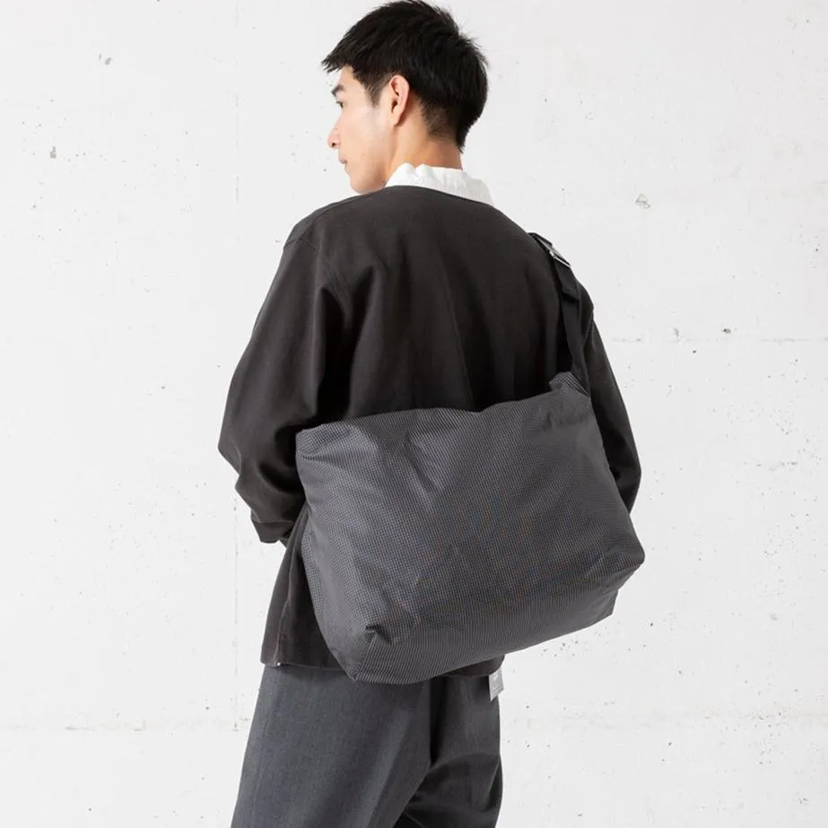 SASURA | サスラ　Spectra Big Messenger Bag