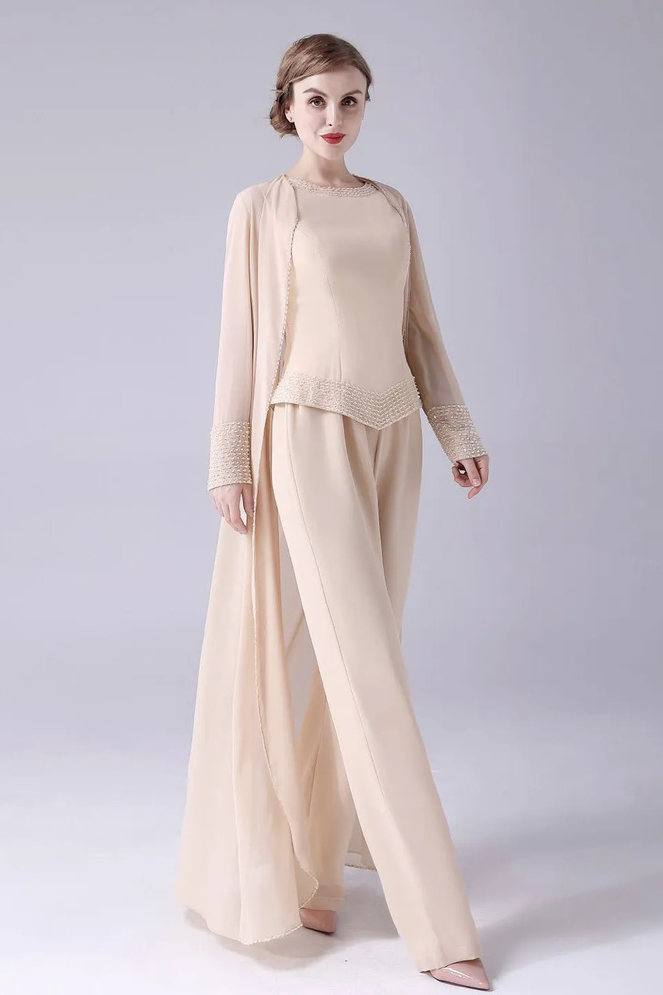Sleeveless jewel beading vintage mother's suit