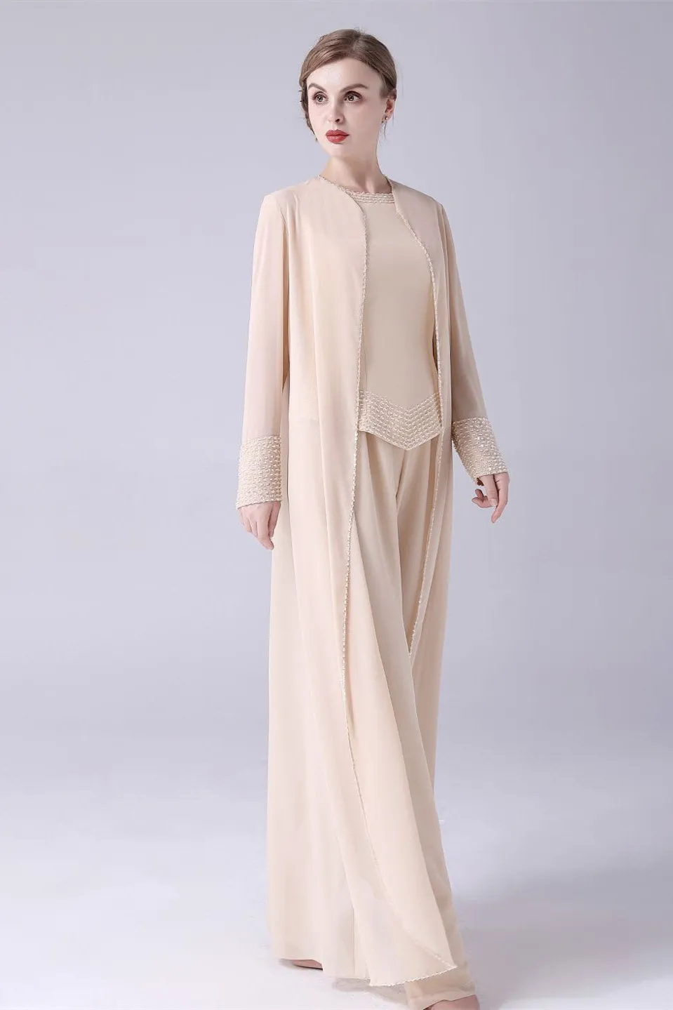 Sleeveless jewel beading vintage mother's suit