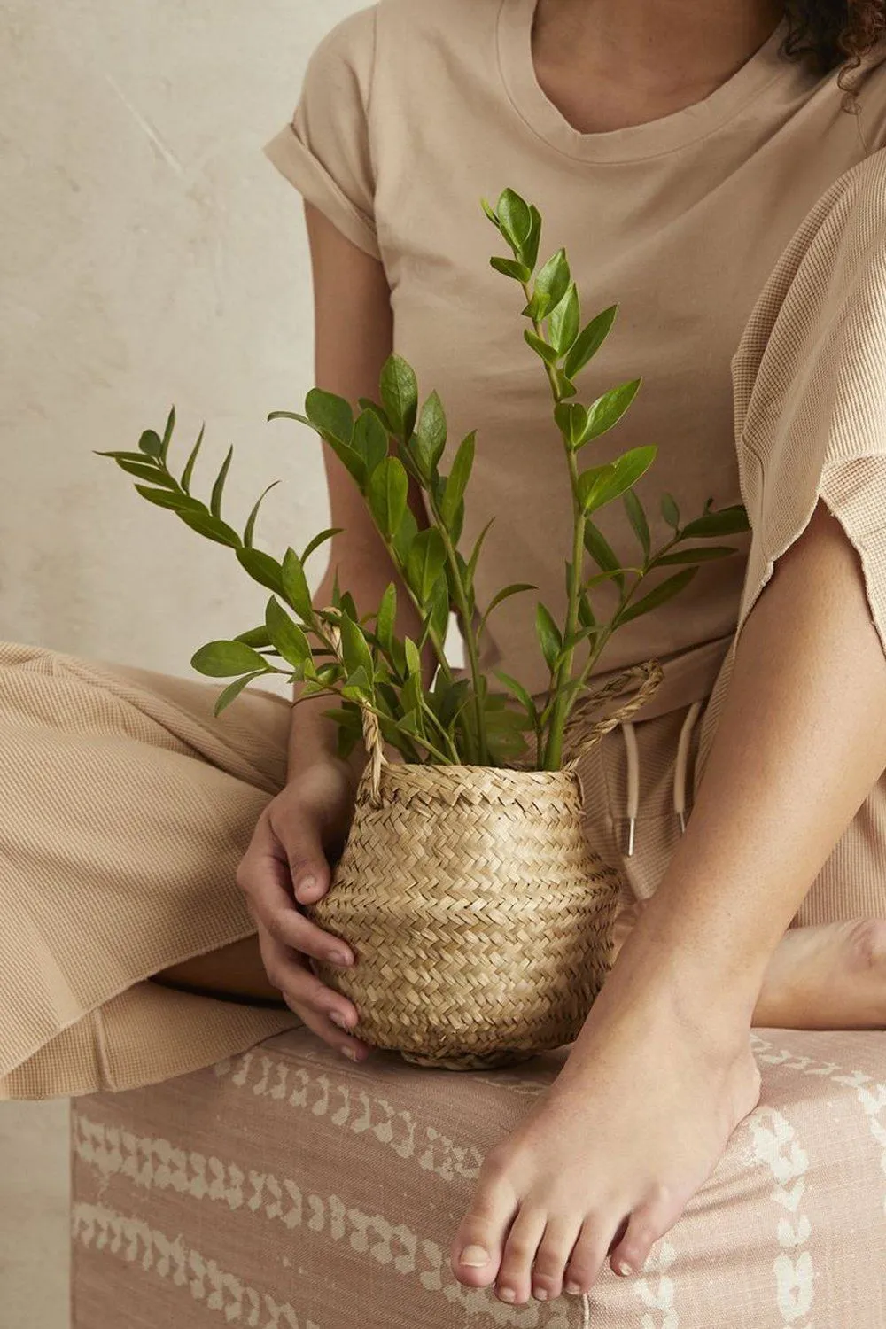 Small Handwoven Seagrass Tabletop Belly Basket