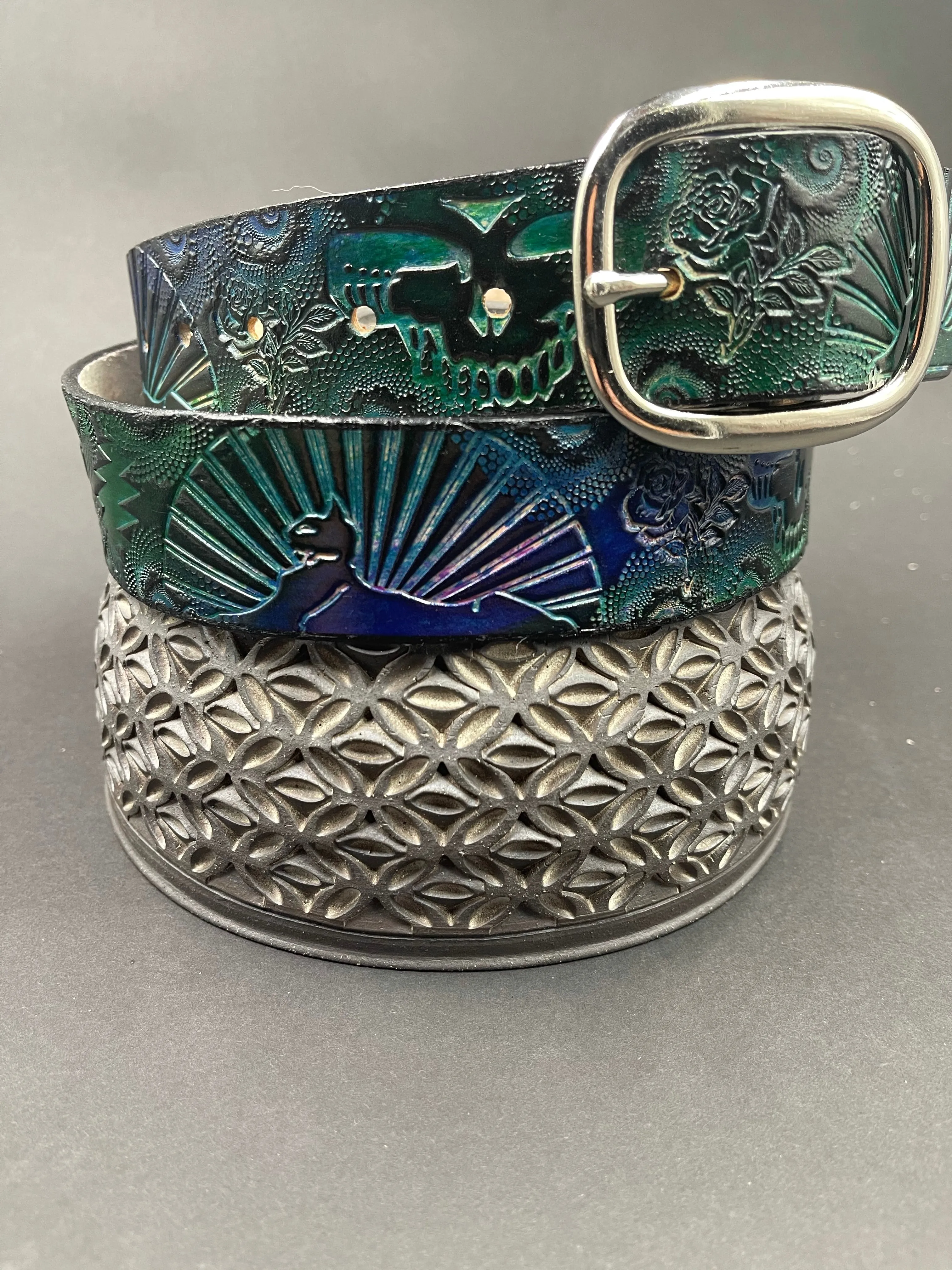 Stamped Leather Belt - Grateful Large Stealie