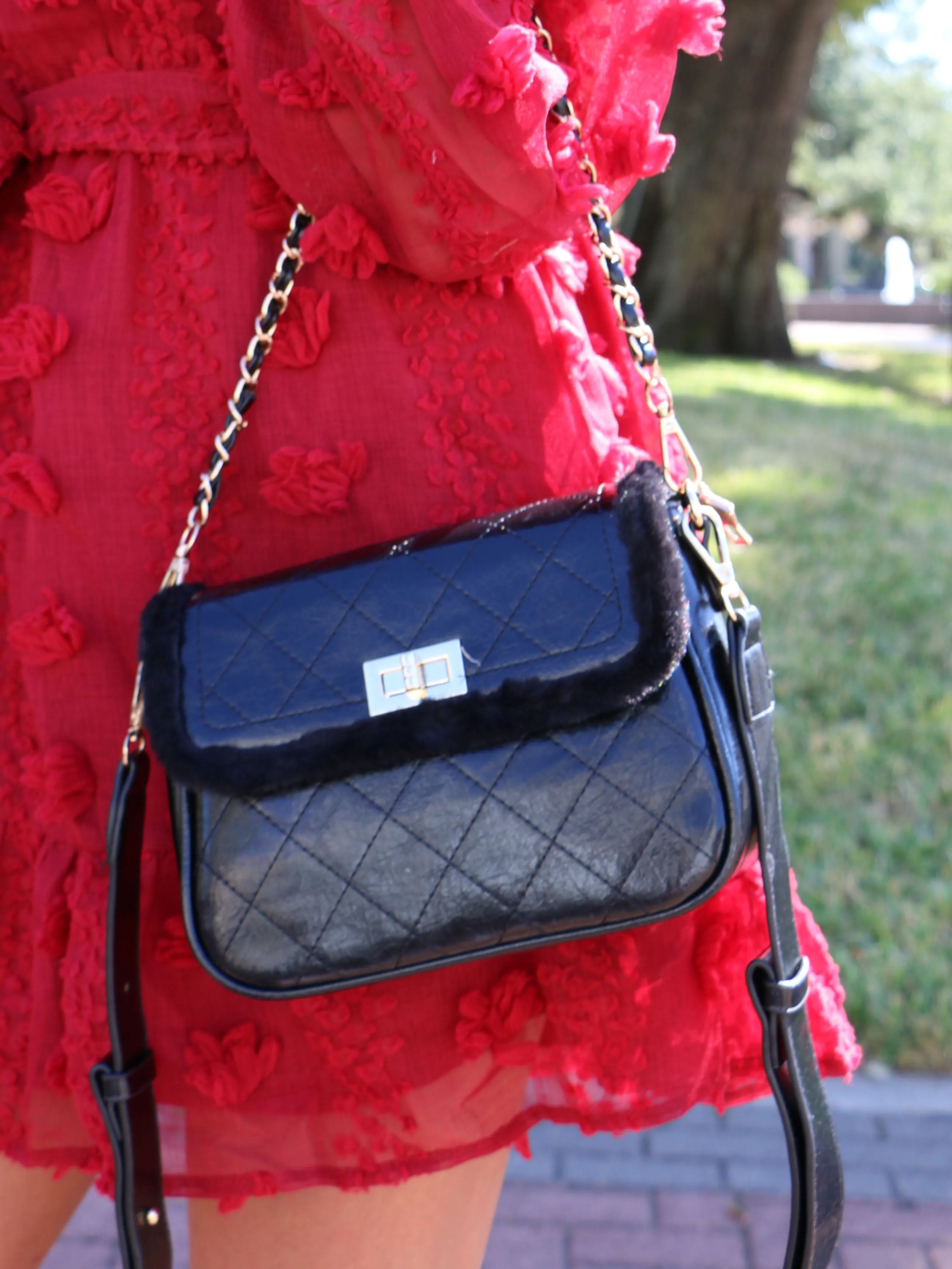 The Harper Handbag in Black