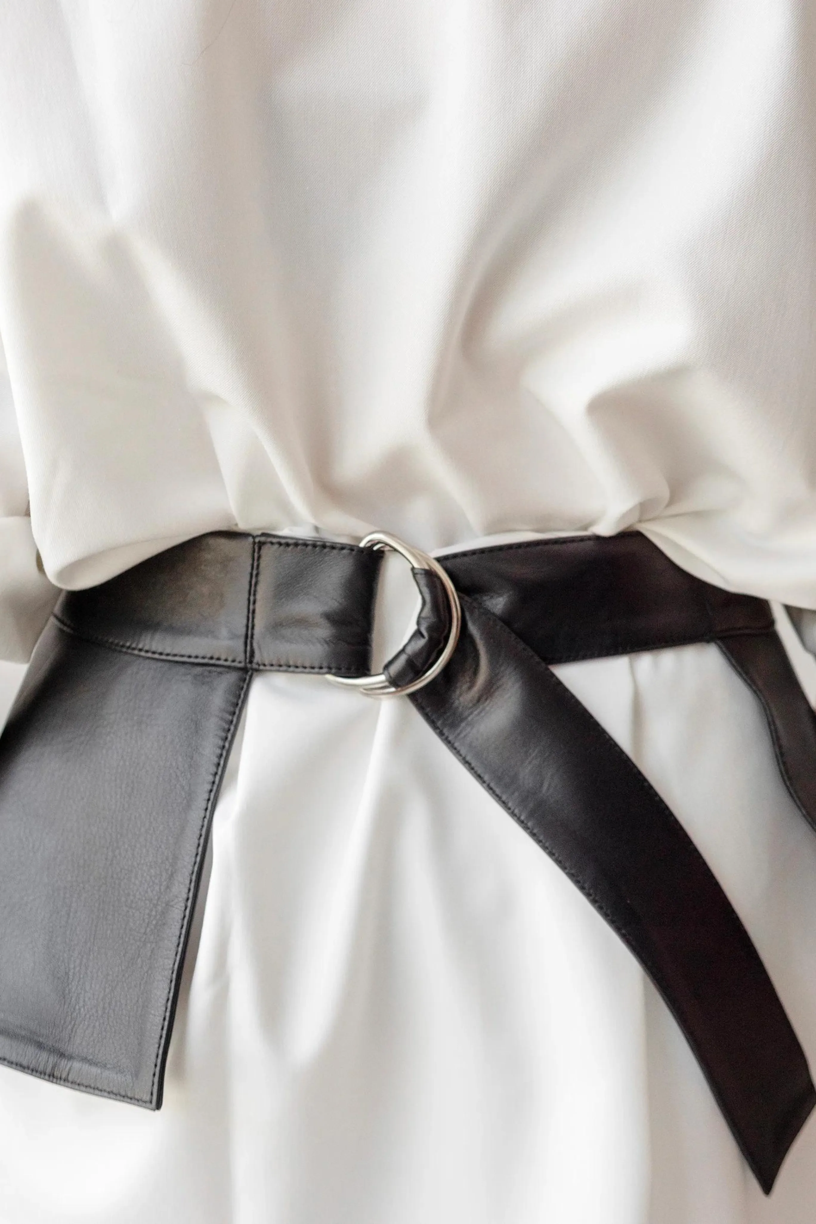 The Leather Wave Black Belt