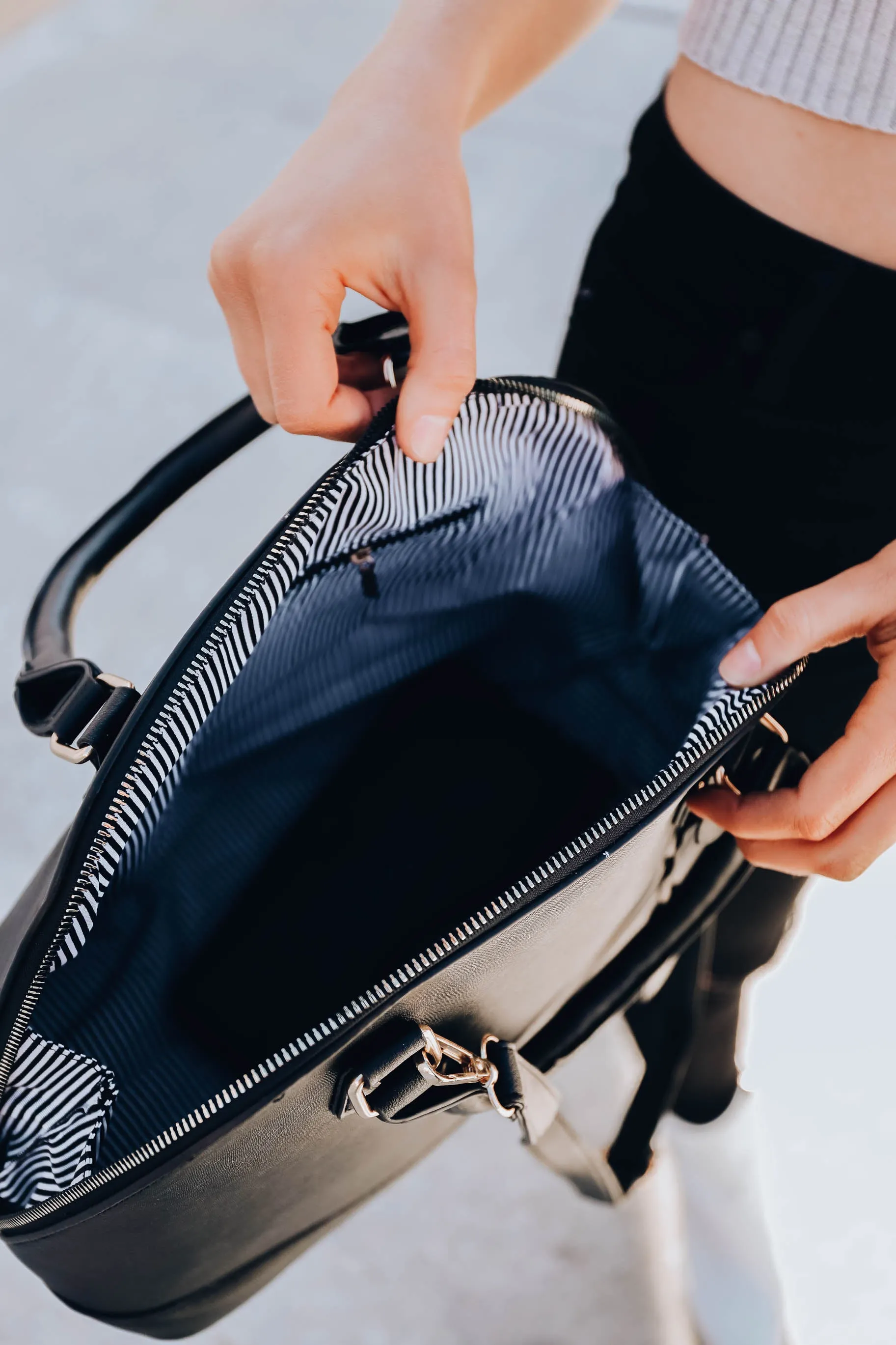 Turnin' Every Head Satchel x Wallet - Black