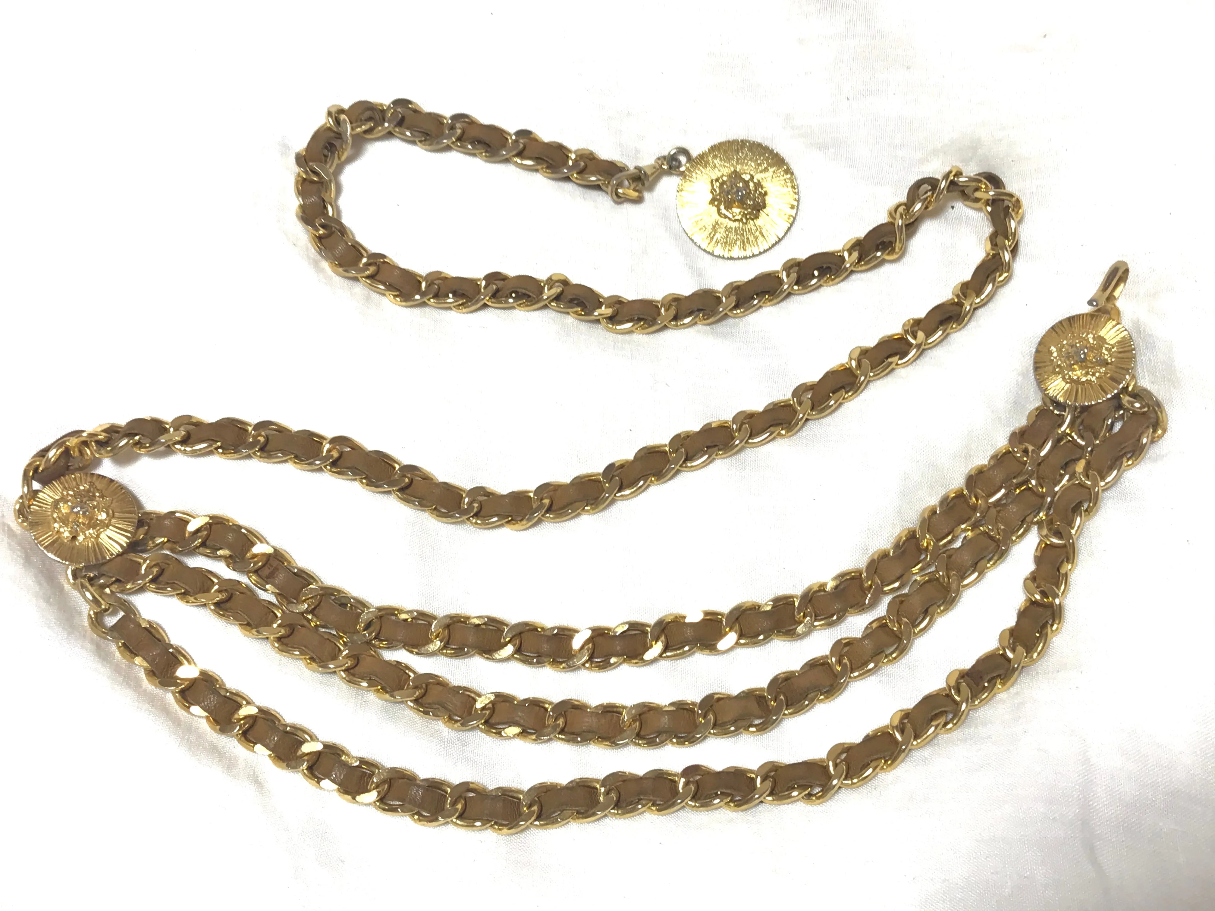 Vintage CHANEL triple layer golden chain and brown leather belt with CC and lion charms. Beautiful classic belt back in old era. R0410119